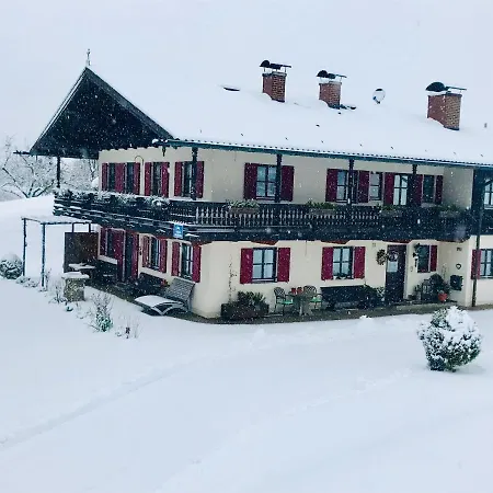 Draexl Garten Und Bergblick * Nußdorf am Inn